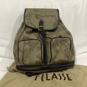 Alviero Martini Gray Geo Soft Backpack with double pocket.
